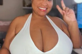 Hello Lovers Your favorite BBW Yasmin Available In Town 🤙🏽 Facetime fun⭐Sexting⭐Videos 💦 2girl special 💦 sexting,dick rating, incall and outcall also carcall 🎀 $35 Deposit Required ✅ - Image 10